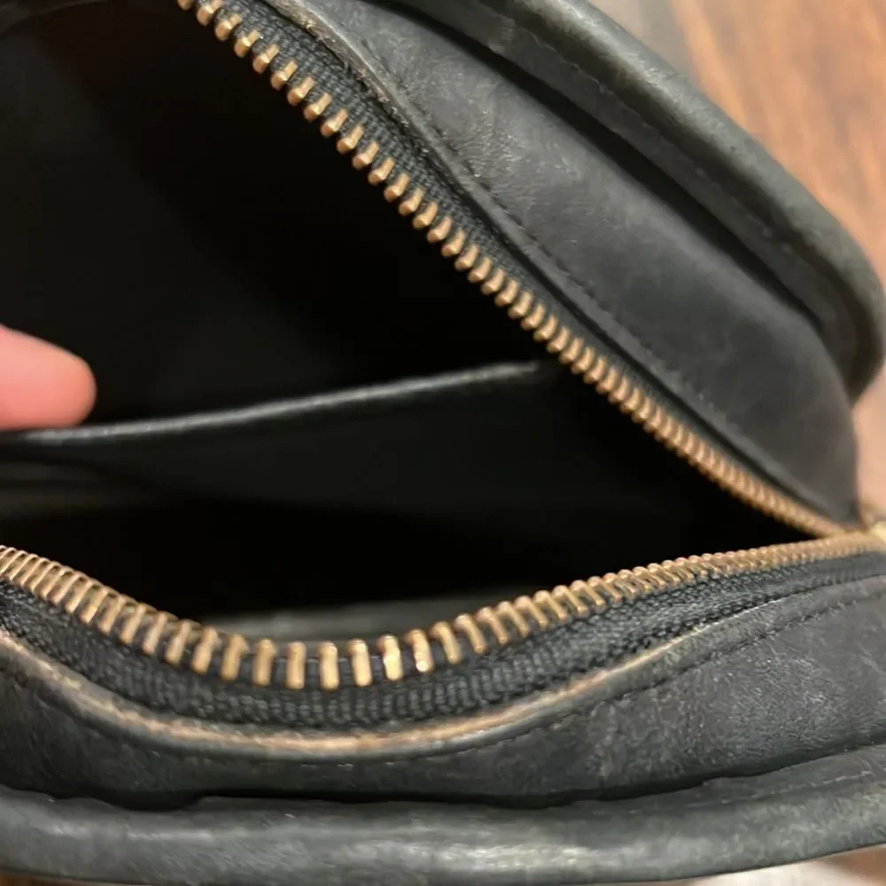 VTG Coach Shoulder Bag Half Moon Shape black full grain Leather made in USA - Picture 6 of 12